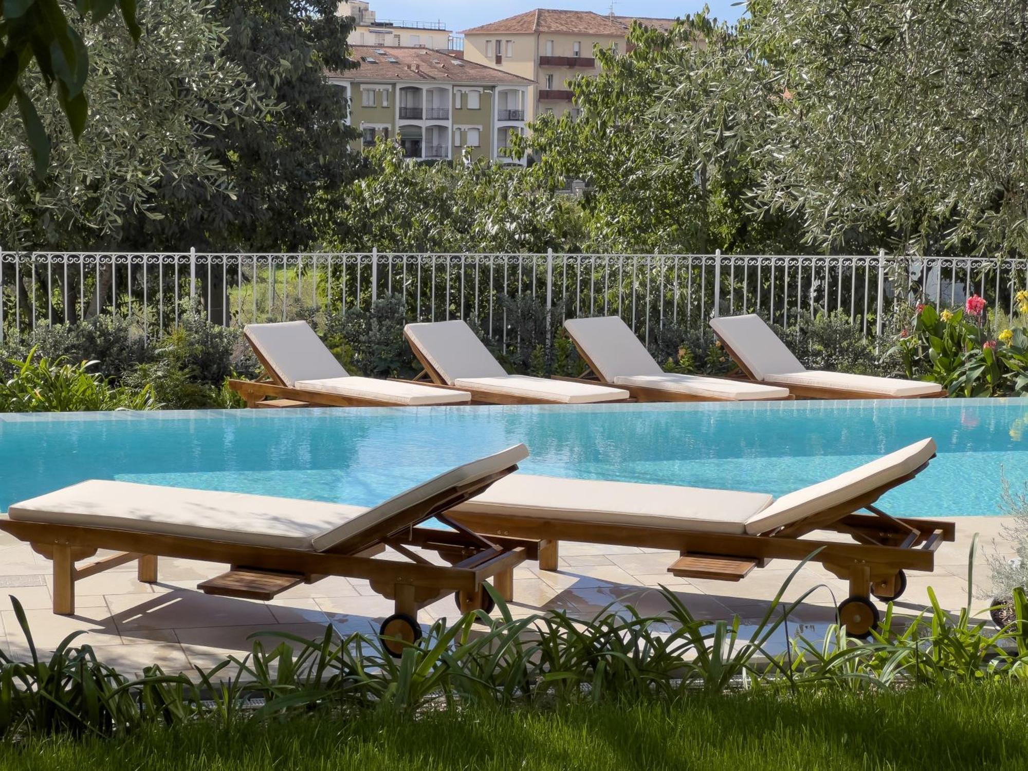 Villa La Rodina Diano Marina Luaran gambar