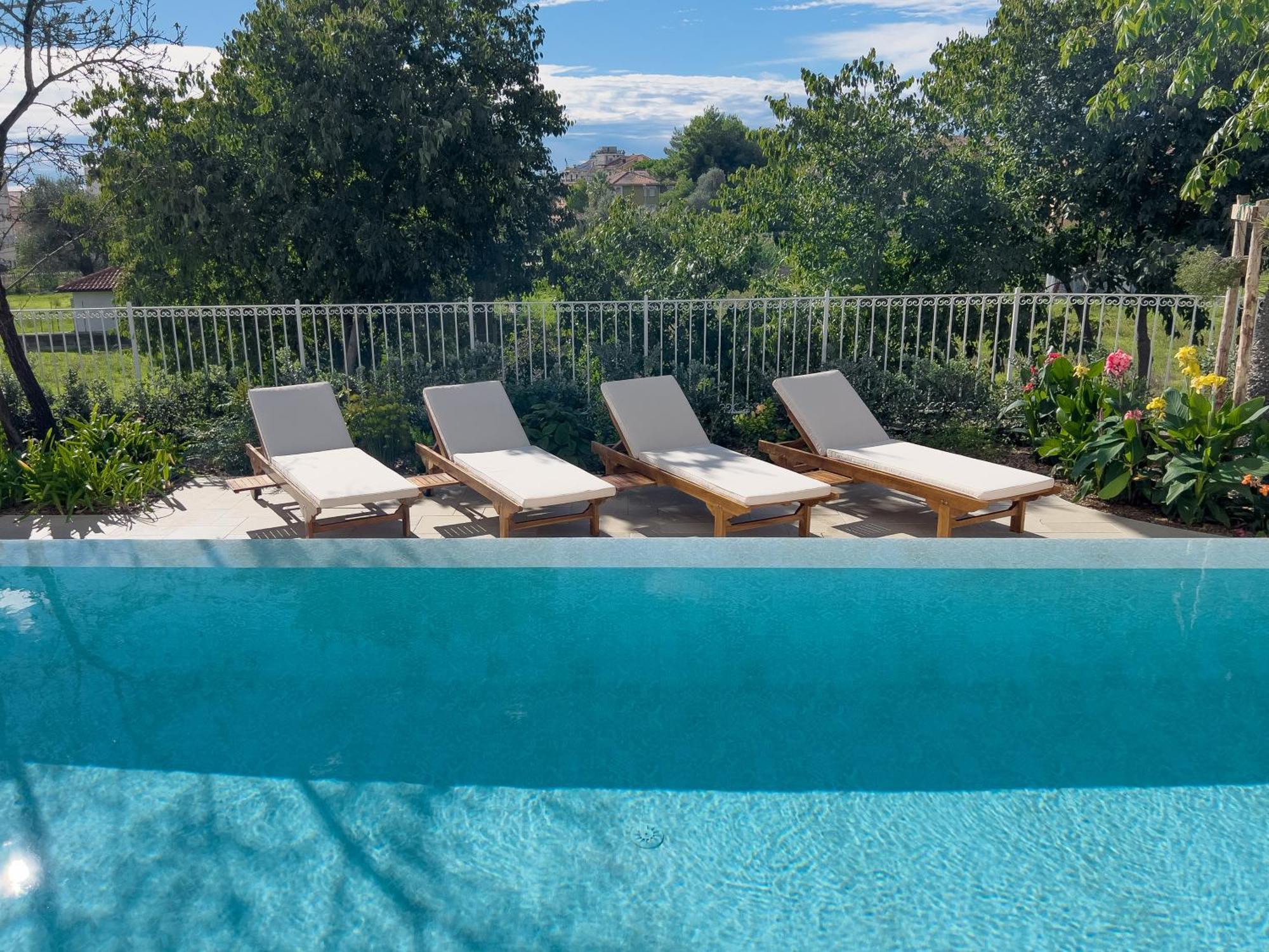 Villa La Rodina Diano Marina Luaran gambar
